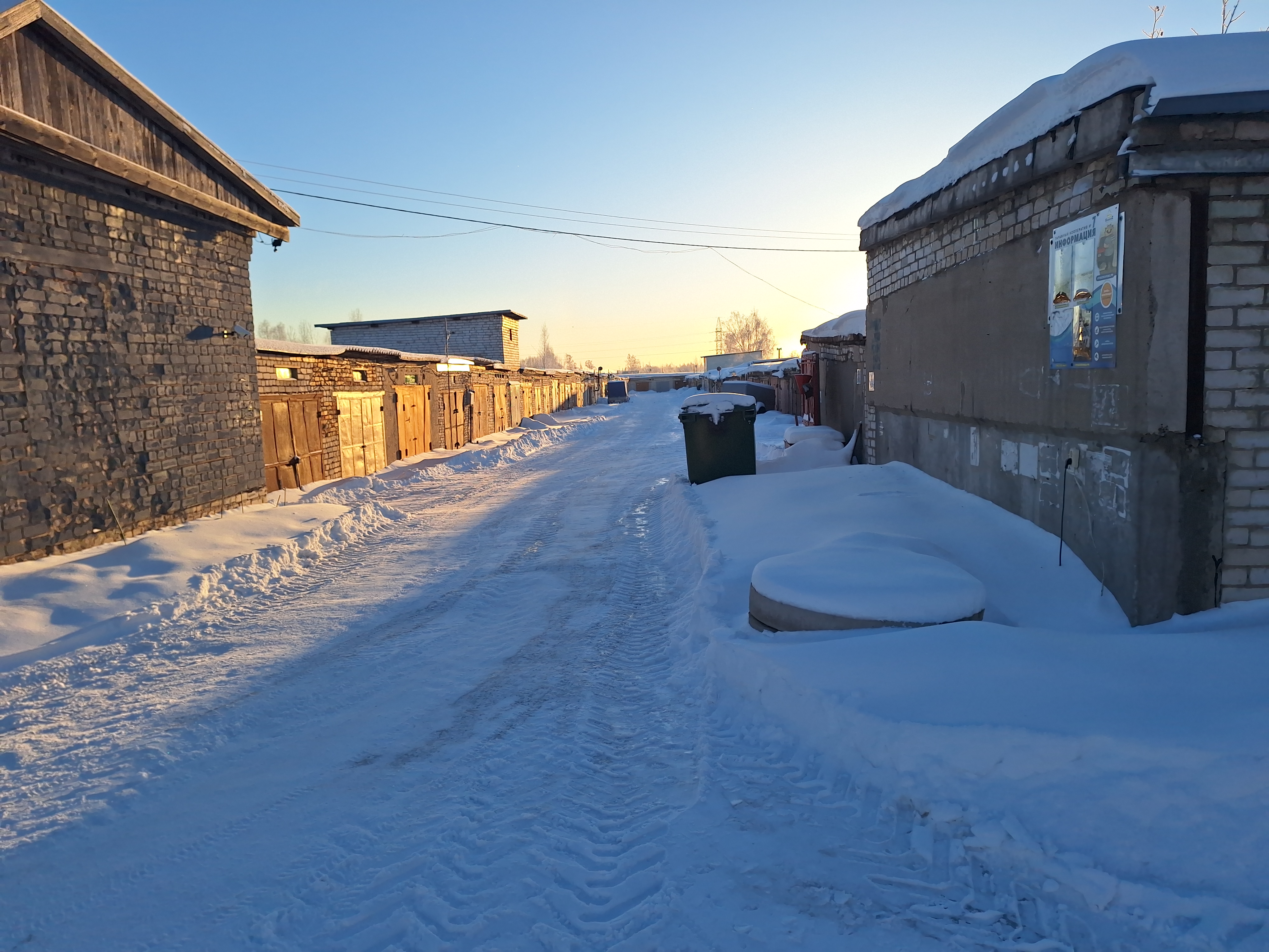 Проведена чистка снега 13.01.2024 года